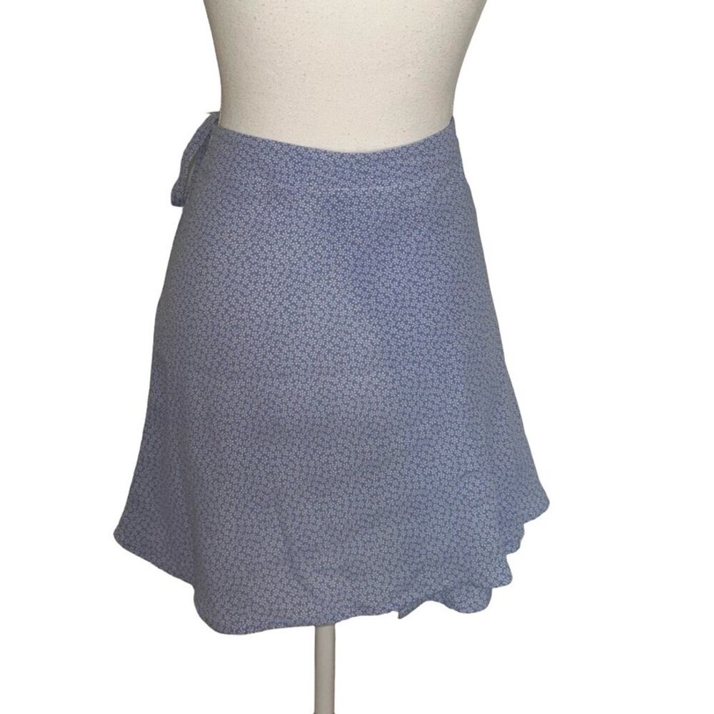 Brandy Melville Micro Floral Wrap Skirt - Made In Italy - Picture 7 of 9